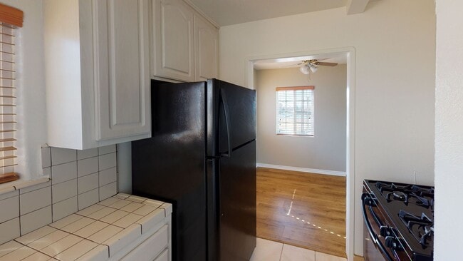 Photo - 510 E Oak Ave Unit 510 1/2