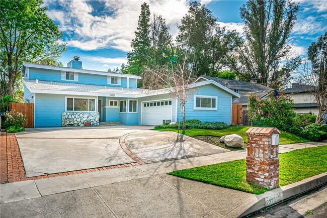 Photo - 23230 Ladrillo St