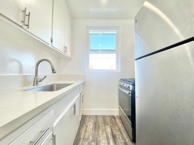 Photo - 4070 Venice Blvd. Apartment Unit 12