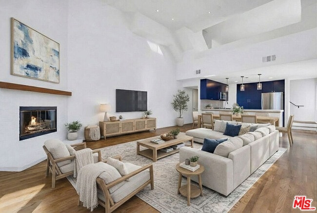 Photo - 9917 Tabor St Unit 3