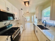 Photo - 6534 Balcom Ave House