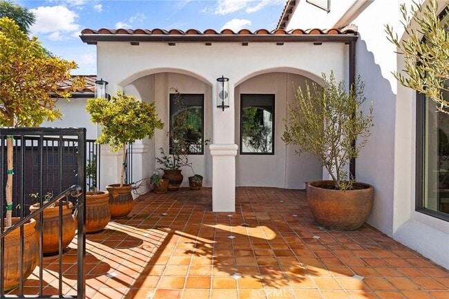 Photo - 5115 Los Feliz Blvd