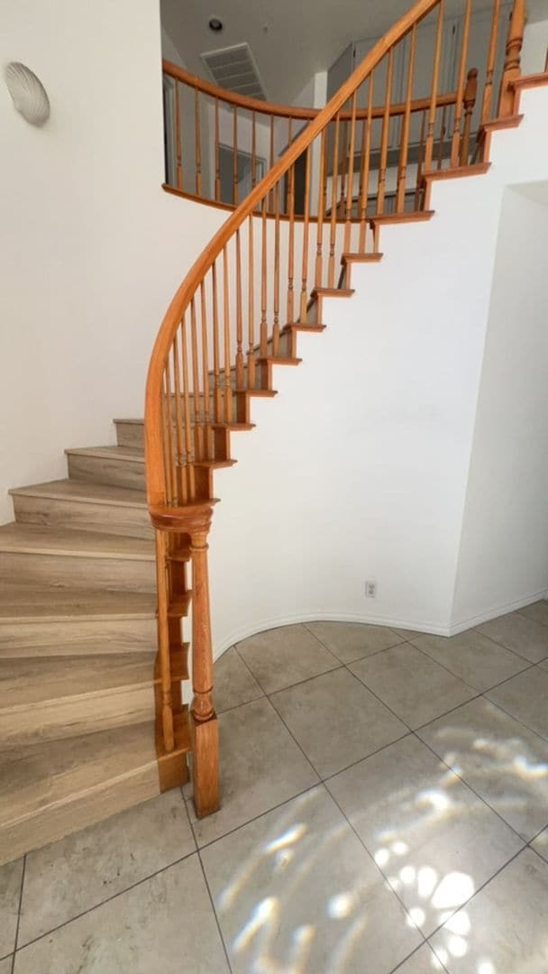 Photo - Welcome Home to This Spacious Fontana Rental!!