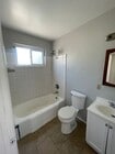 Photo - 649 Hawthorne St Unit B