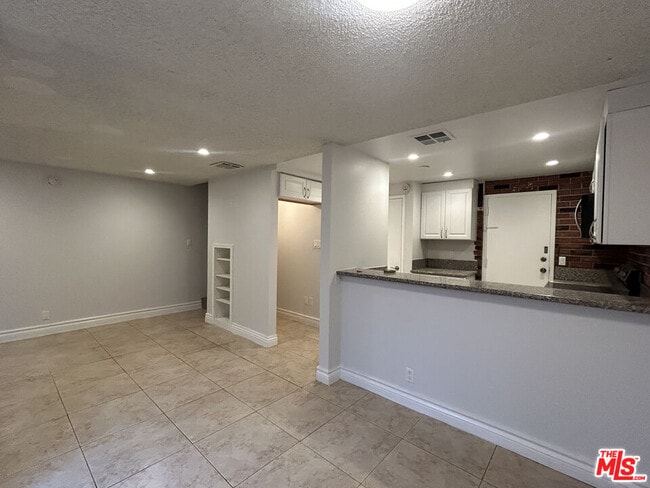 Photo - 14501 Tupper St Unit 39