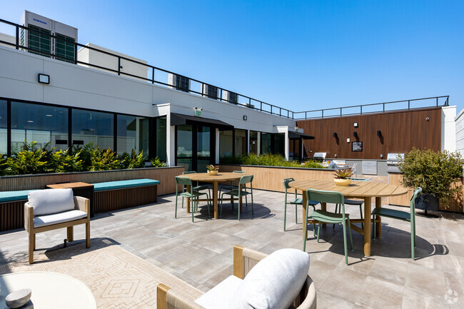 The BORA 3170 - The BORA 3170 Apartments