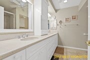 Photo - 2409 Sommerset Dr