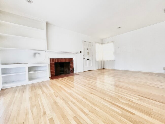 Photo - 1538 Veteran Ave Apartment