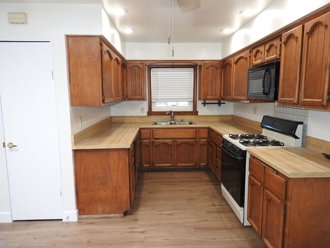 Photo - Large 3bd