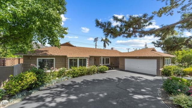 Photo - 2030 N Altadena Dr