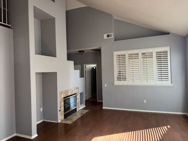 Photo - 5962 Turnberry Dr