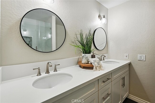 Photo - 1224 Fairway Cir