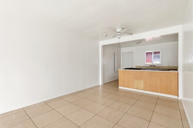 Photo - 1405 S Broadway Unit 4