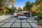 Photo - 16725 Oak View Dr House