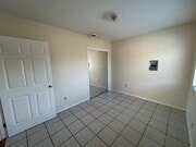 Photo - 1155 W 22nd St