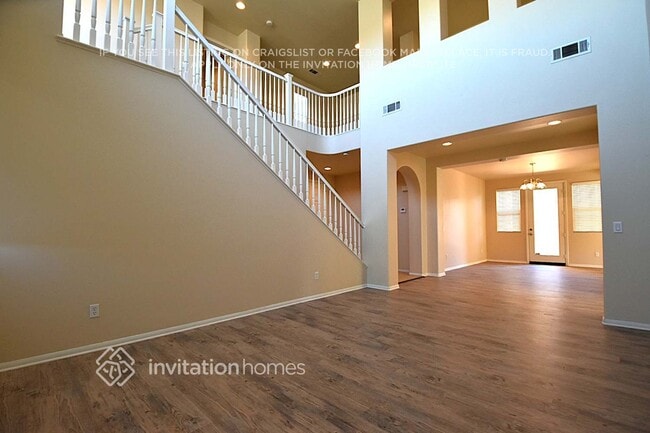 Photo - 5832 Ave K-14