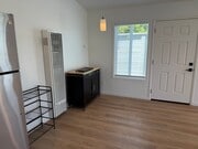 Photo - 3273 Chicago St