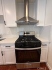 Photo - 347 E 224th St Townhome