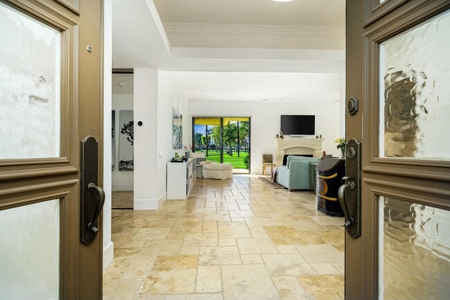 Photo - 7 Princeton Dr