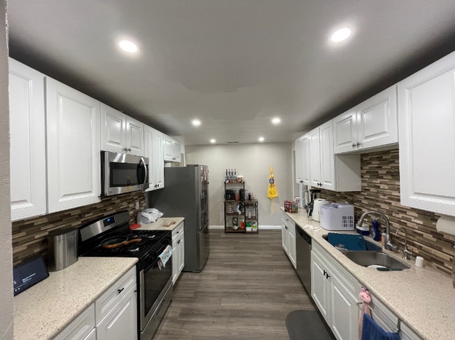 Photo - 5304 Trinidad Way