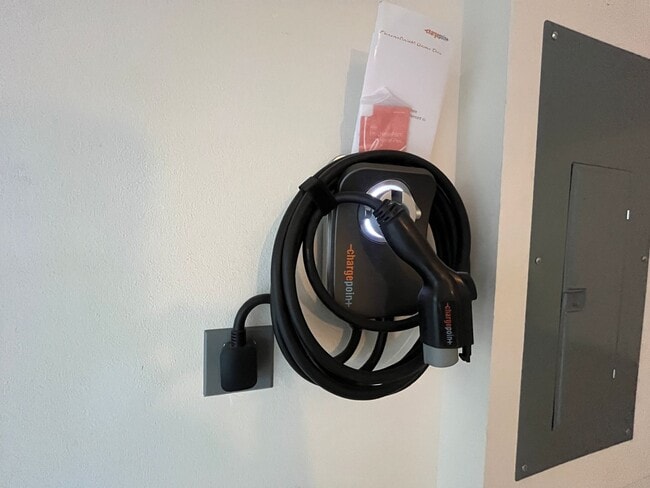 Photo - Welcome to modern living in the sought-after Rancho Peñasquitos neighborhood!