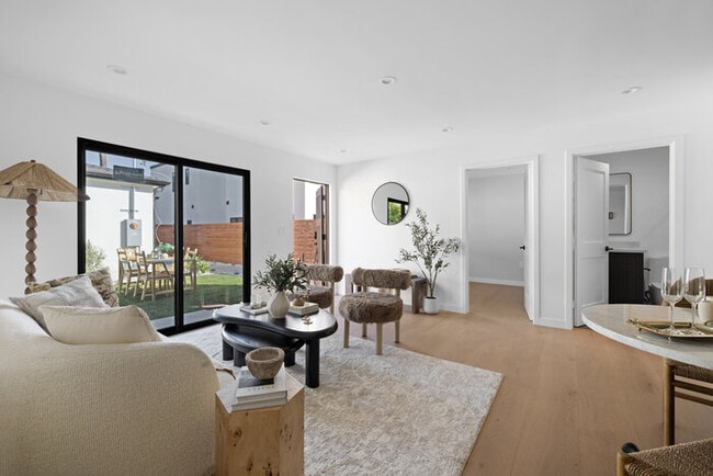 Photo - 12015 Herbert St