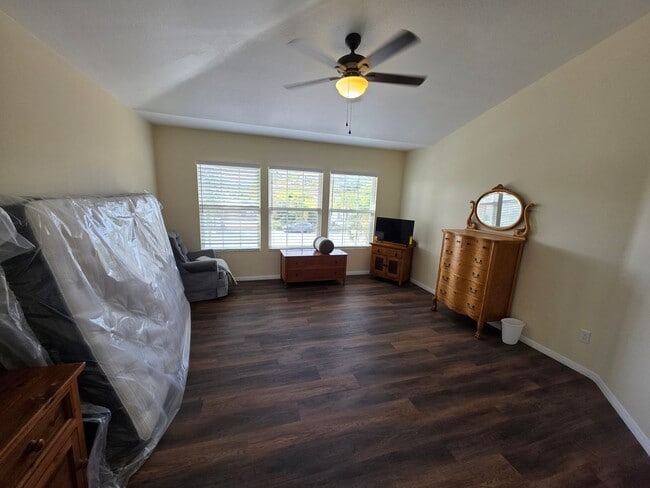 Photo - 2432 Papyrus Ct Unit Room 1