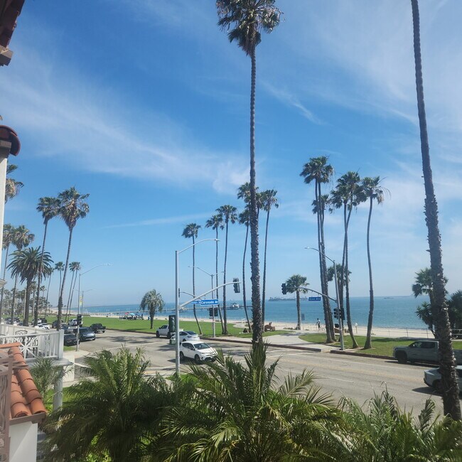 Photo - 3225 E Ocean Blvd