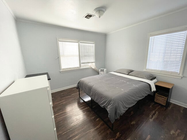 Photo - 6610 6th Ave