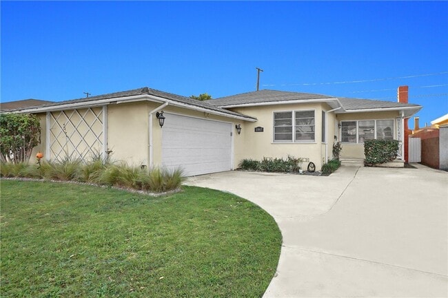 Building Photo - 13917 Wilkie Ave