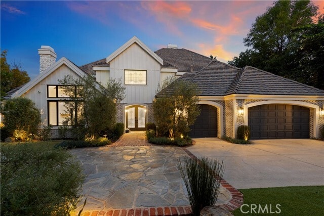 Photo - 5946 Woodlake Ave