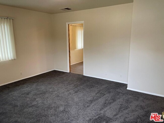 Photo - 10613 Crenshaw Blvd Unit 5