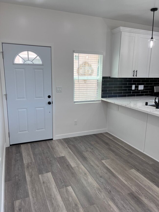 Photo - 5215-5217 Catoctin Drive Unit 5217