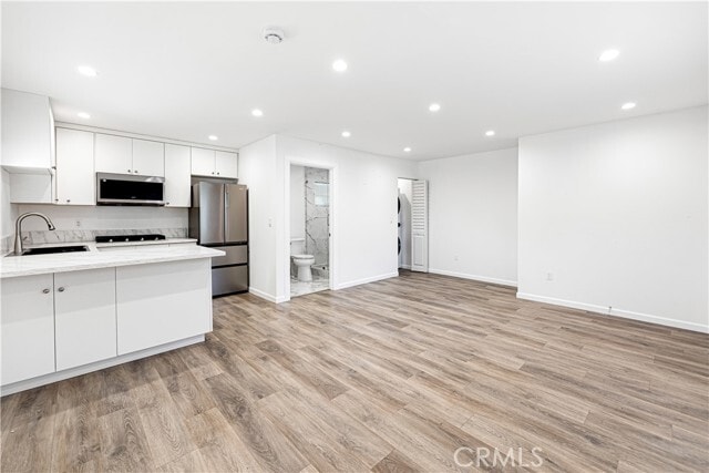 Photo - 7042 White Oak Ave