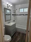 Photo - 1035 W 12th St