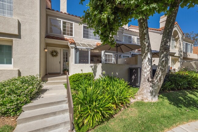 Building Photo - 4240 Lost Hills Rd Unit 1902