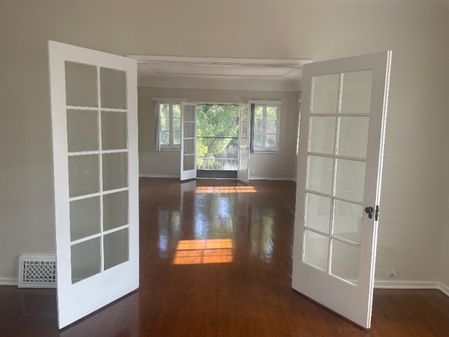 Photo - 141 N Bonnie Ave Unit 3