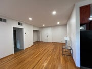 Photo - 622 S Barrington Ave Unit 208