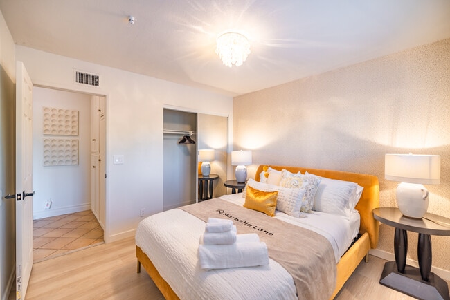 Photo - 766 N Ford Ave