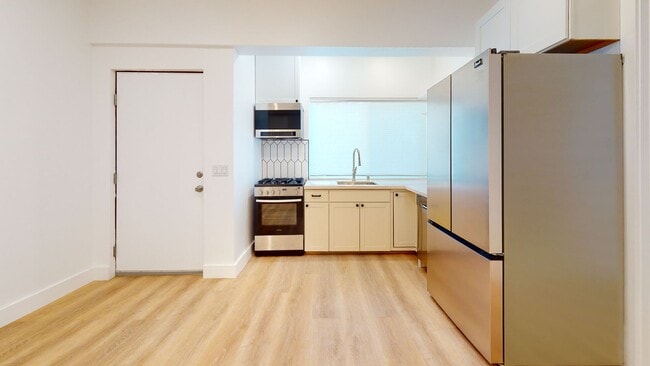 Photo - 3210 Ellsworth St . Your 2 bedrooms Awaits!