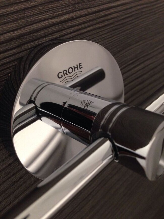 Photo - 1912 Whitley