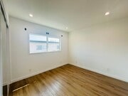 Photo - 10914 Columbus Ave Apartments Unit 4