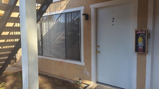 Photo - 315 Pomelo Dr