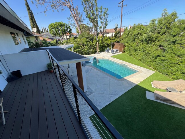 Photo - Beautifully Upgraded 5 Bed 4 Bath Orange Pool Home