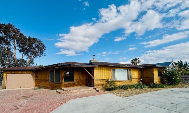 Photo - 35014 82nd St E