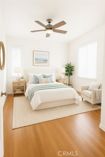 Photo - 1527 E 3rd St Unit 1531