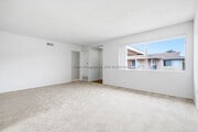 Photo - SPACIOUS, GREAT LOCATION, BALCONY, PRIVATE GARAGE Unit #C
