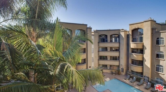 Photo - 7660 Beverly Blvd Condo Unit 305