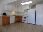 Photo - Spacious 2BD/1BA Apartment in Azalea Park ... Unit B