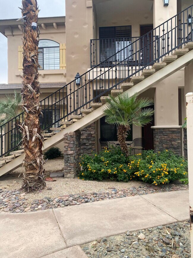 Photo - 50650 Santa Rosa Plz Unit 3